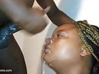 Hood Big-Lip Ebony swallowing it Whole