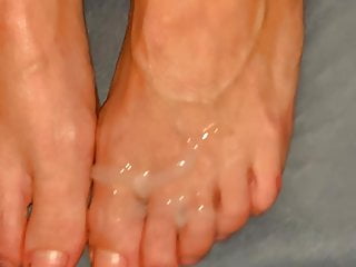 Cum at my ex wife feet after fucking with her new boyfriend