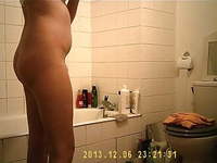 Bathroom Teenage Coleen 231119